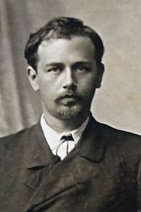 Mikhail Leontovich